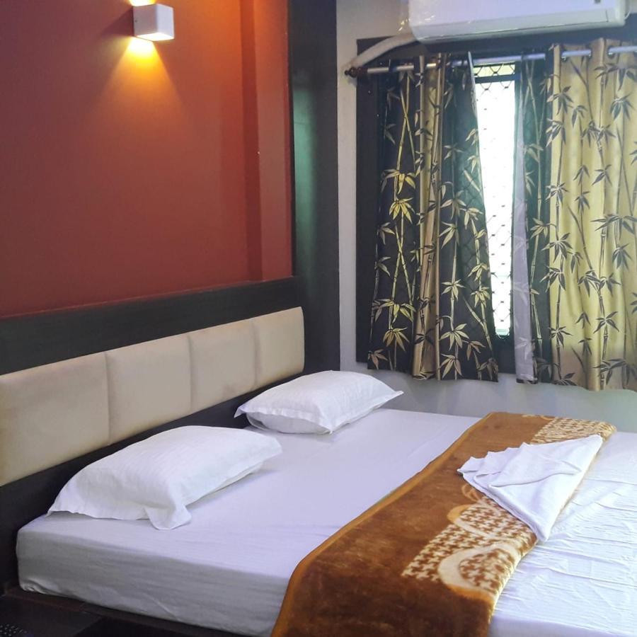 Hotel Siddhi Vinayak Puri Luaran gambar